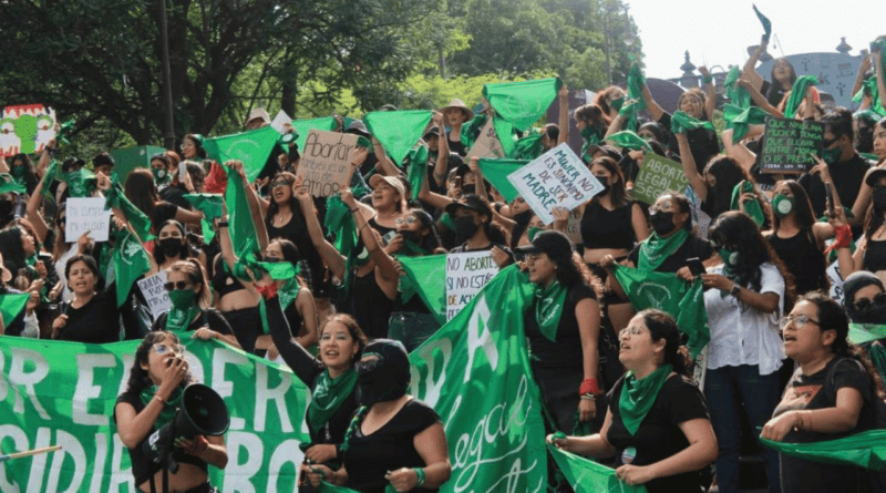 Activistas exigen despenalización del aborto en Yucatán