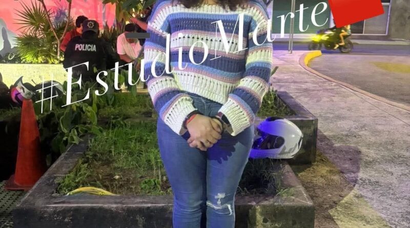 ALCOHOLÍMETRO EN CAMPECHE: SPSC D£TI£N£ MUJER Y LA EXHIBE COMO TROFEO EN REDES | Por Marco Antonio Bazán