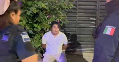 NUEVO ATAQUE A LA PRENSA: DETIENEN A REPORTERO MIENTRAS CUBRÍA ACCIDENTE